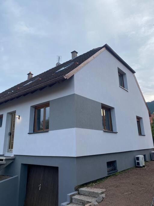 Als As De Coeur La Maison Aux Mille Et Un Coeurs Neuve-Eglise Zewnętrze zdjęcie
