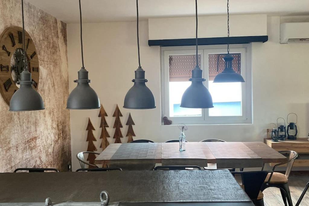 Als As De Coeur La Maison Aux Mille Et Un Coeurs Neuve-Eglise Zewnętrze zdjęcie